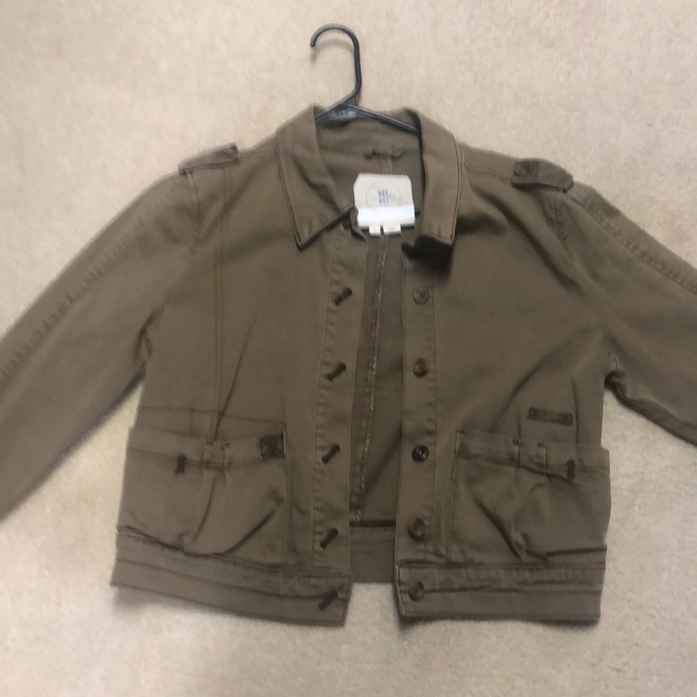 Jacket - Picture 2 of 4